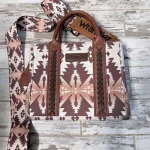 Wrangler Tan and Cream Purse